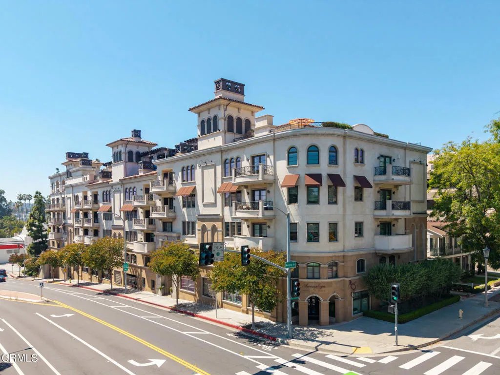 155 Cordova St