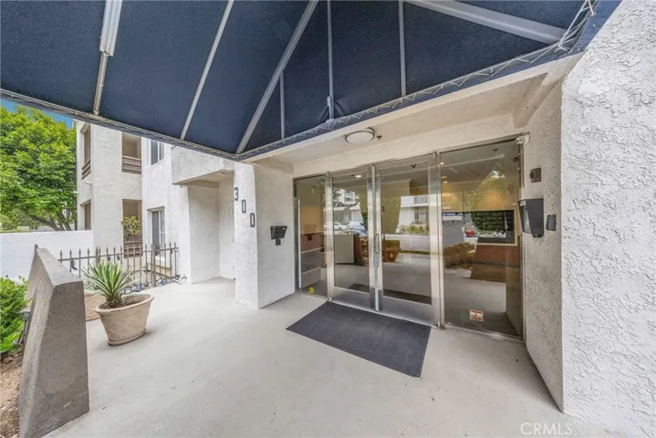 300 N El Molino, Pasadena, California 91101