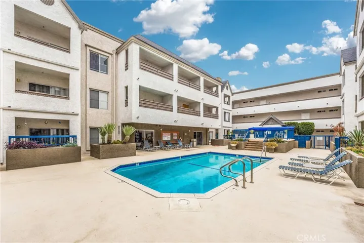 300 N El Molino, Pasadena, California 91101