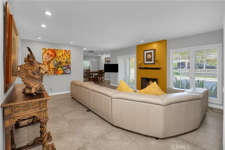5411 E El Cedral, Long Beach, California 90815