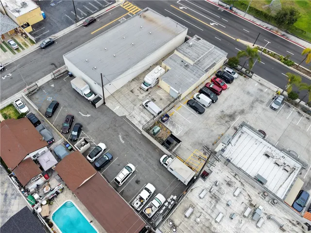 5268 Atlantic Boulevard, Maywood, California 90270