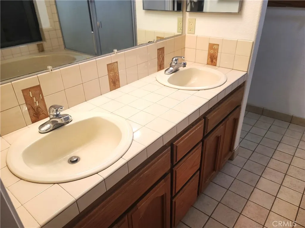 Historical Reference Photo of Primary Bath