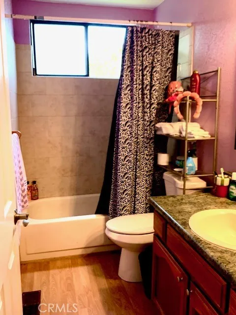 Main Level Hall Bath