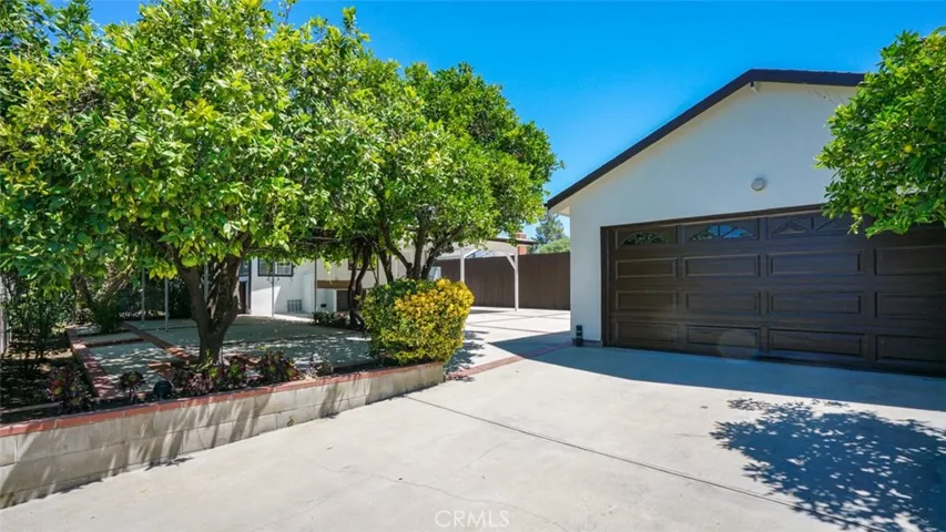 14260 Kittridge Street, Van Nuys, California 91405