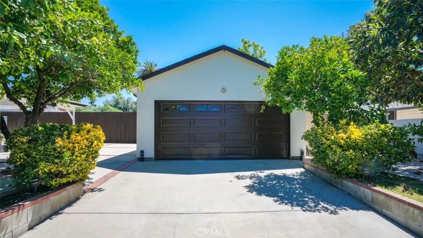 14260 Kittridge Street, Van Nuys, California 91405