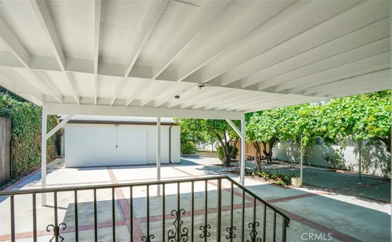 14260 Kittridge Street, Van Nuys, California 91405