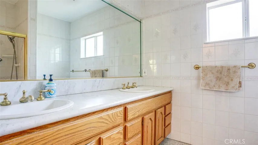 14260 Kittridge Street, Van Nuys, California 91405