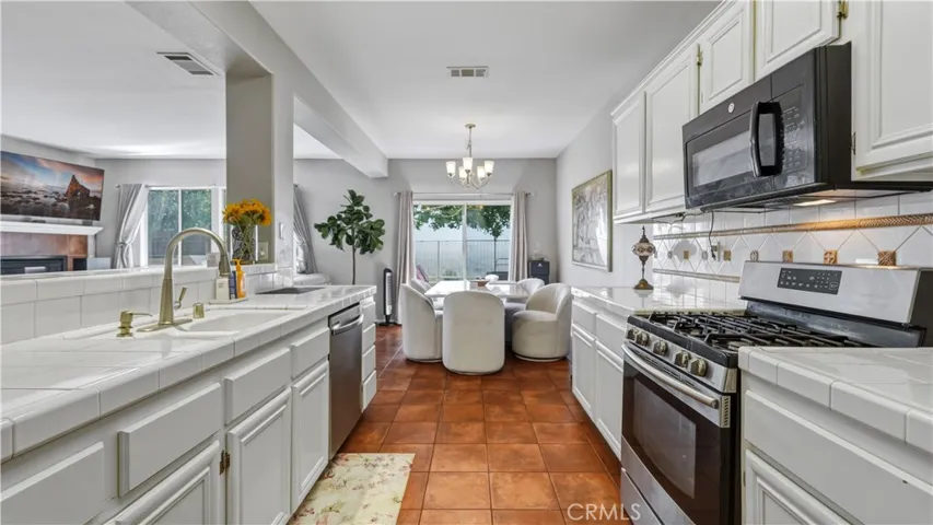 16175 Blue Haven Court, Riverside, California 92503