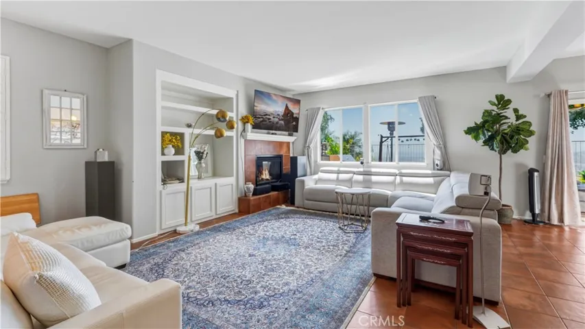 Spacious family room with amazing views