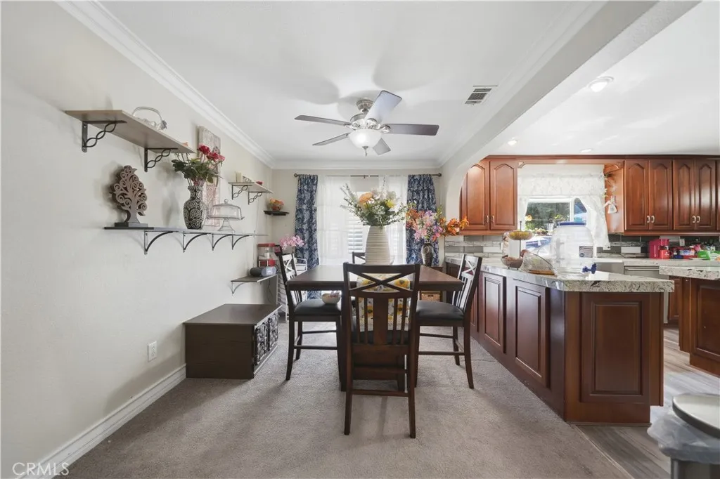 Breakfast area and could also be used as formal dining