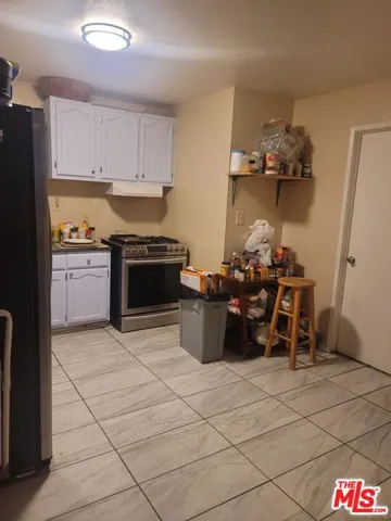 Rear Unit Kitchen