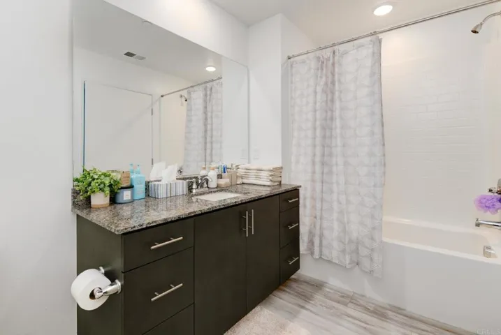 5276 Beahfront Cove Street, San Diego, California 92154