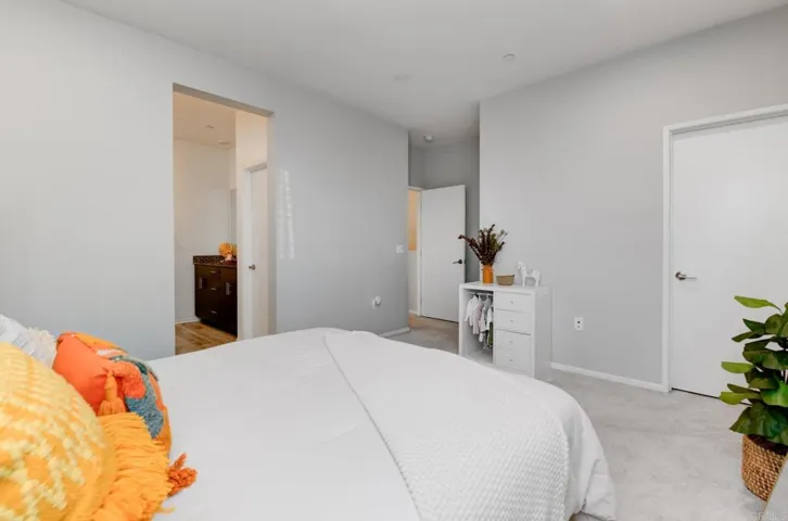 5276 Beahfront Cove Street, San Diego, California 92154