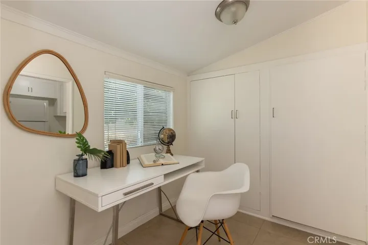 12323 Landale, Studio City, California 91604