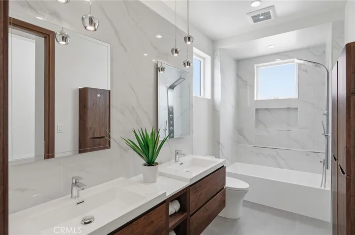 Bathroom #1