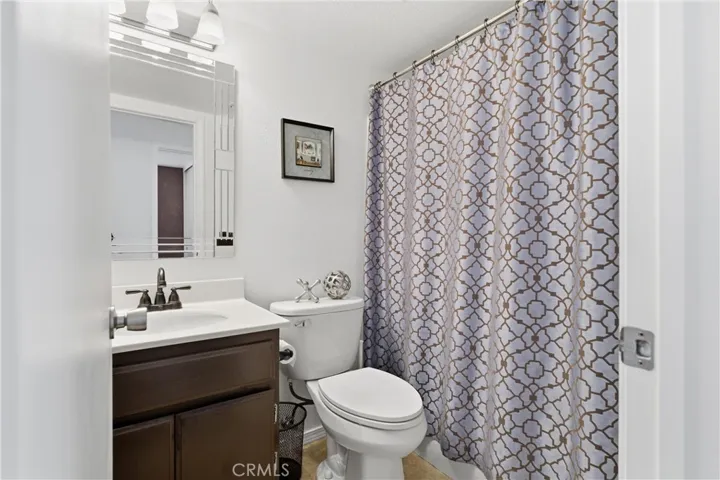2832 W Pondera Street, Lancaster, California 93536