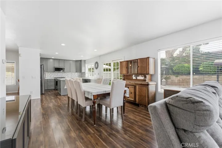 2832 W Pondera Street, Lancaster, California 93536