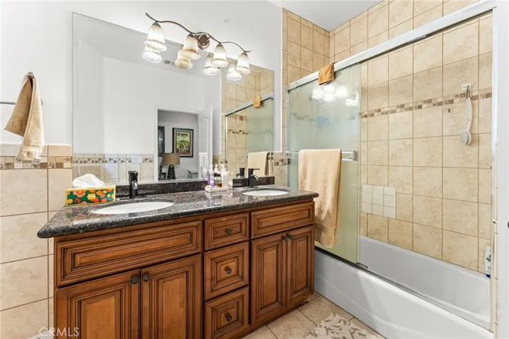 Casita Bathroom