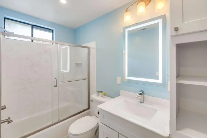  Updated full bath #2 and LED light mirror.