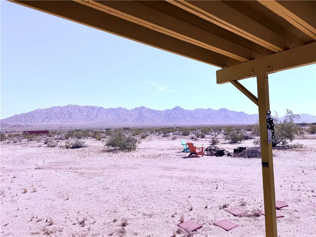 The view of the Sheepholel Mountains from the patio