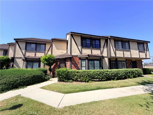 14846 Brownstone, Westminster, California 92683