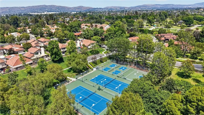 525 Riviera Court, Fullerton, California 92835