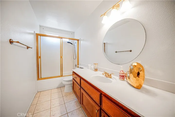 19 Fulton, Irvine, California 92620