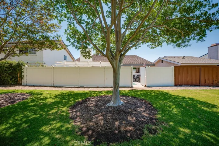 19 Fulton, Irvine, California 92620