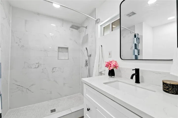 4365 Esmeralda Street, Los Angeles, California 90032