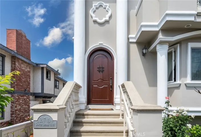 217 S Irena Avenue A, Redondo Beach, California 90277