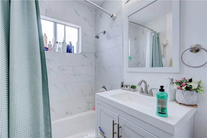 1720 Cerritos Avenue, Long Beach, California 90813