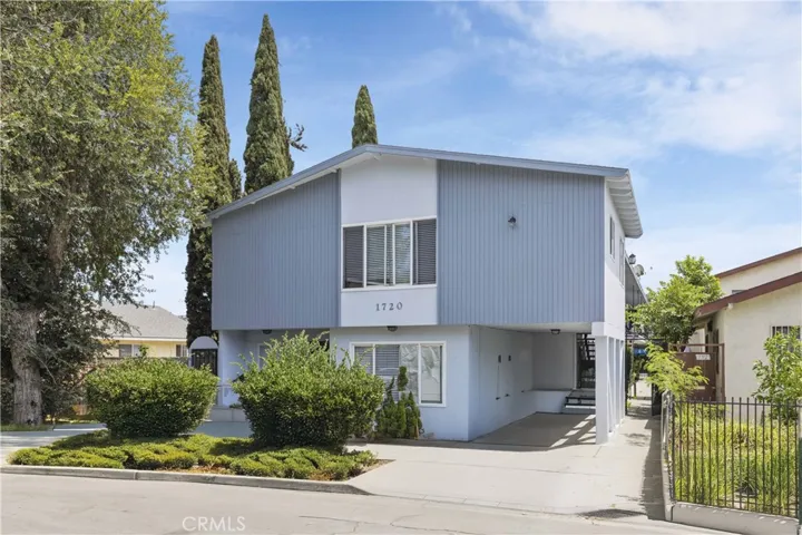1720 Cerritos Avenue, Long Beach, California 90813