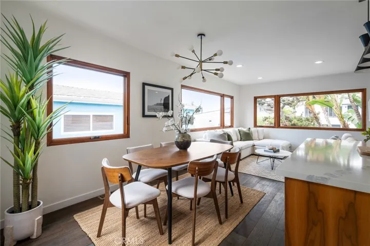 918 3rd Street, Hermosa Beach, California 90254