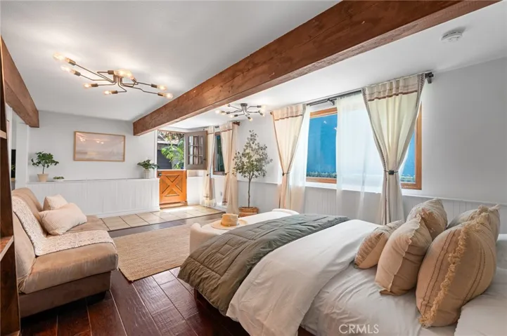 918 3rd Street, Hermosa Beach, California 90254