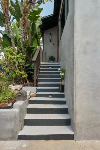 918 3rd Street, Hermosa Beach, California 90254