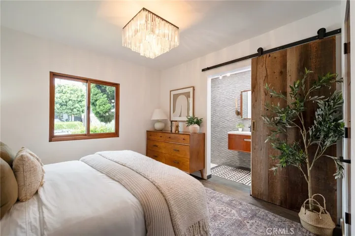 918 3rd Street, Hermosa Beach, California 90254