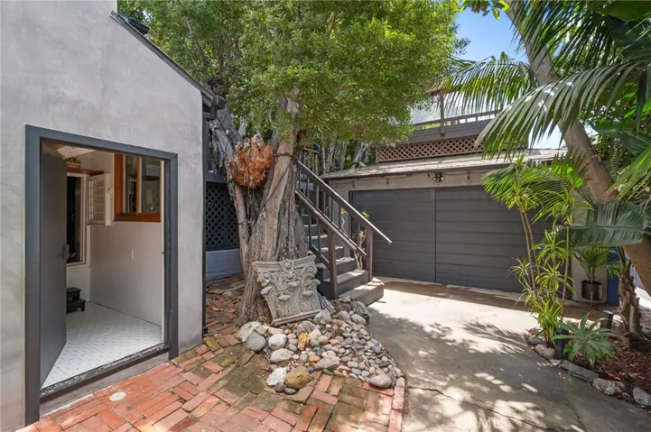 918 3rd Street, Hermosa Beach, California 90254