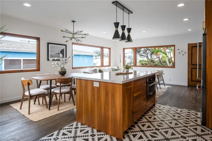 918 3rd Street, Hermosa Beach, California 90254