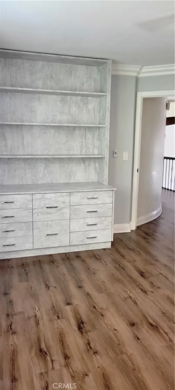 Upstairs Bedroom 4 Storage Unit