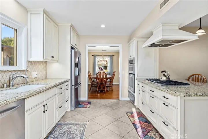 431 N Marcile Avenue, Glendora, California 91741
