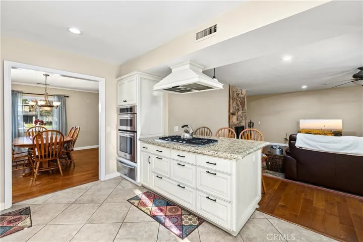 431 N Marcile Avenue, Glendora, California 91741