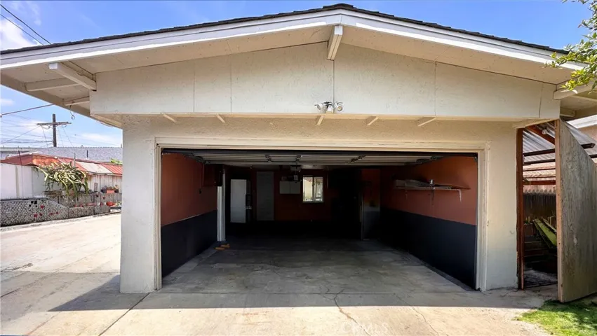 2 car garage