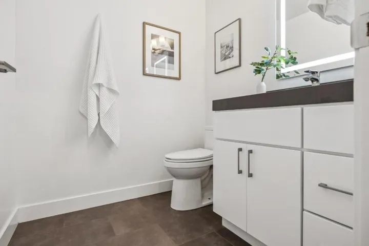 801 California Avenue F, Sunnyvale, California 94086