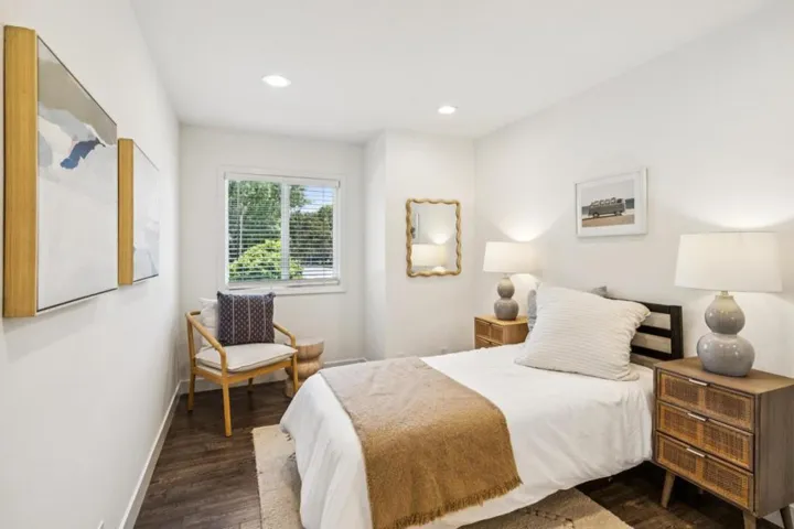 801 California Avenue F, Sunnyvale, California 94086