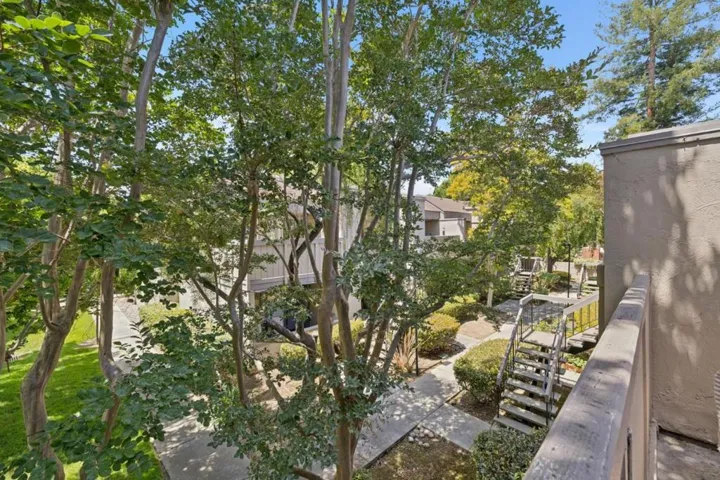 801 California Avenue F, Sunnyvale, California 94086