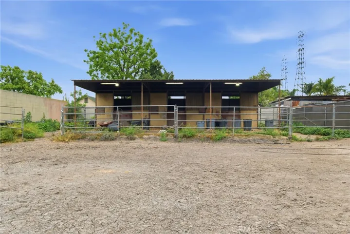 456 W Bennett, Compton, California 90220