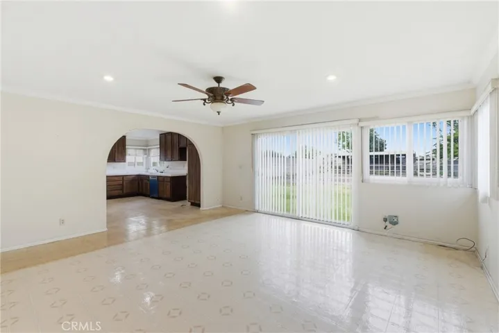 456 W Bennett, Compton, California 90220