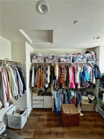 Walk-in closet
