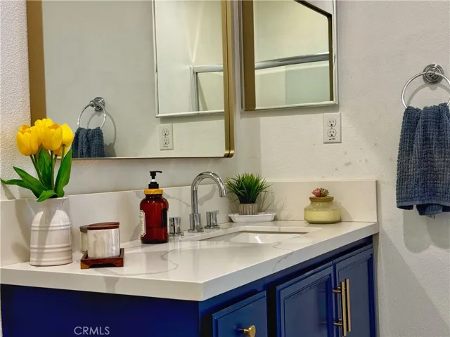 10522 Poinsettia Ln, Santa Fe Springs, California 90670