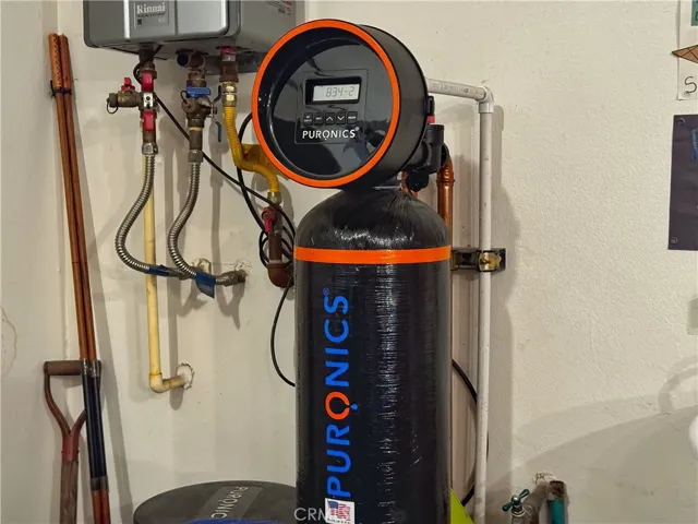 Water filtration system